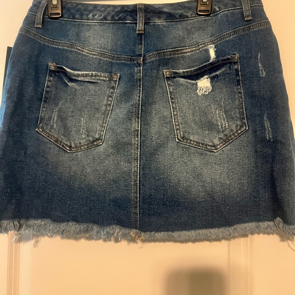 Wild Fable denim mini skirt - Picture 3 of 3
